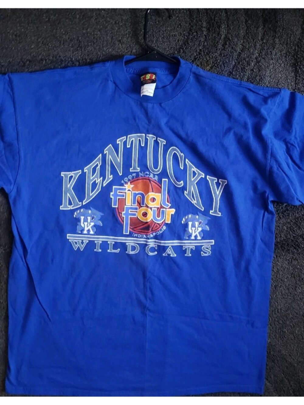 Vintage 1997 University of Kentucky Wildcats Final Four Basketball T-Shirt 2XL